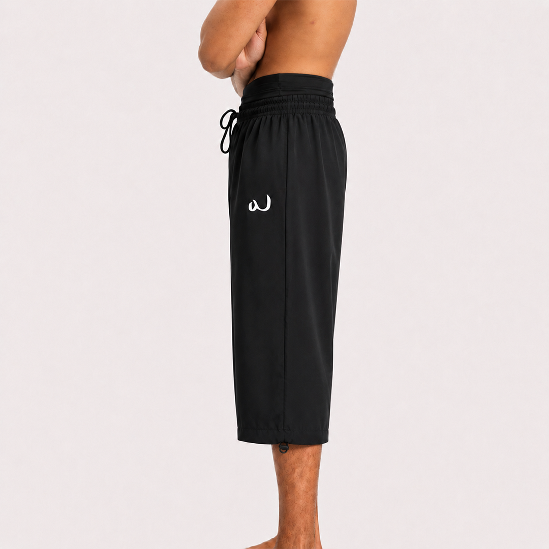 side of 3 quarter awrah short