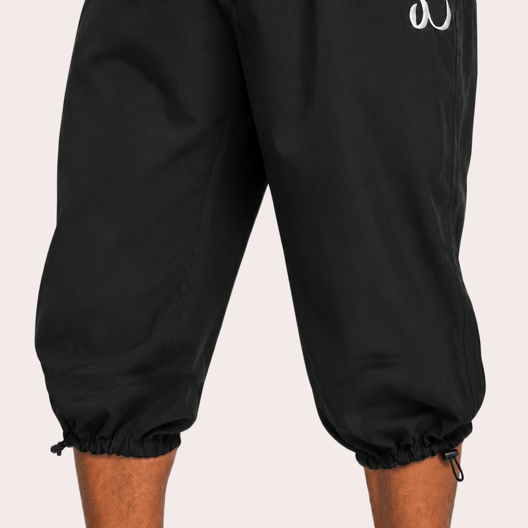 adjusters2 of 3 quarter awrah short